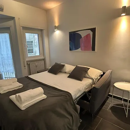 Nomentana White Apartments-3